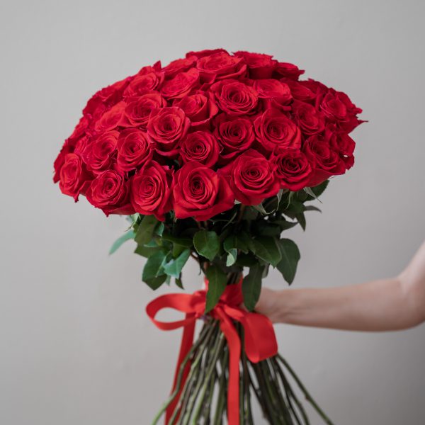 Valentine'S Day Flowers 12 Long Stem Red Roses Bouquet2