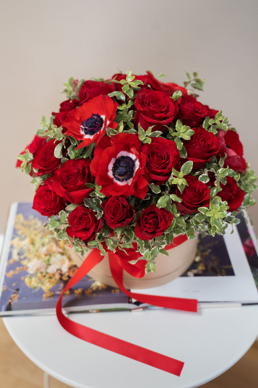 Lady in Red Flower Bloom Box2