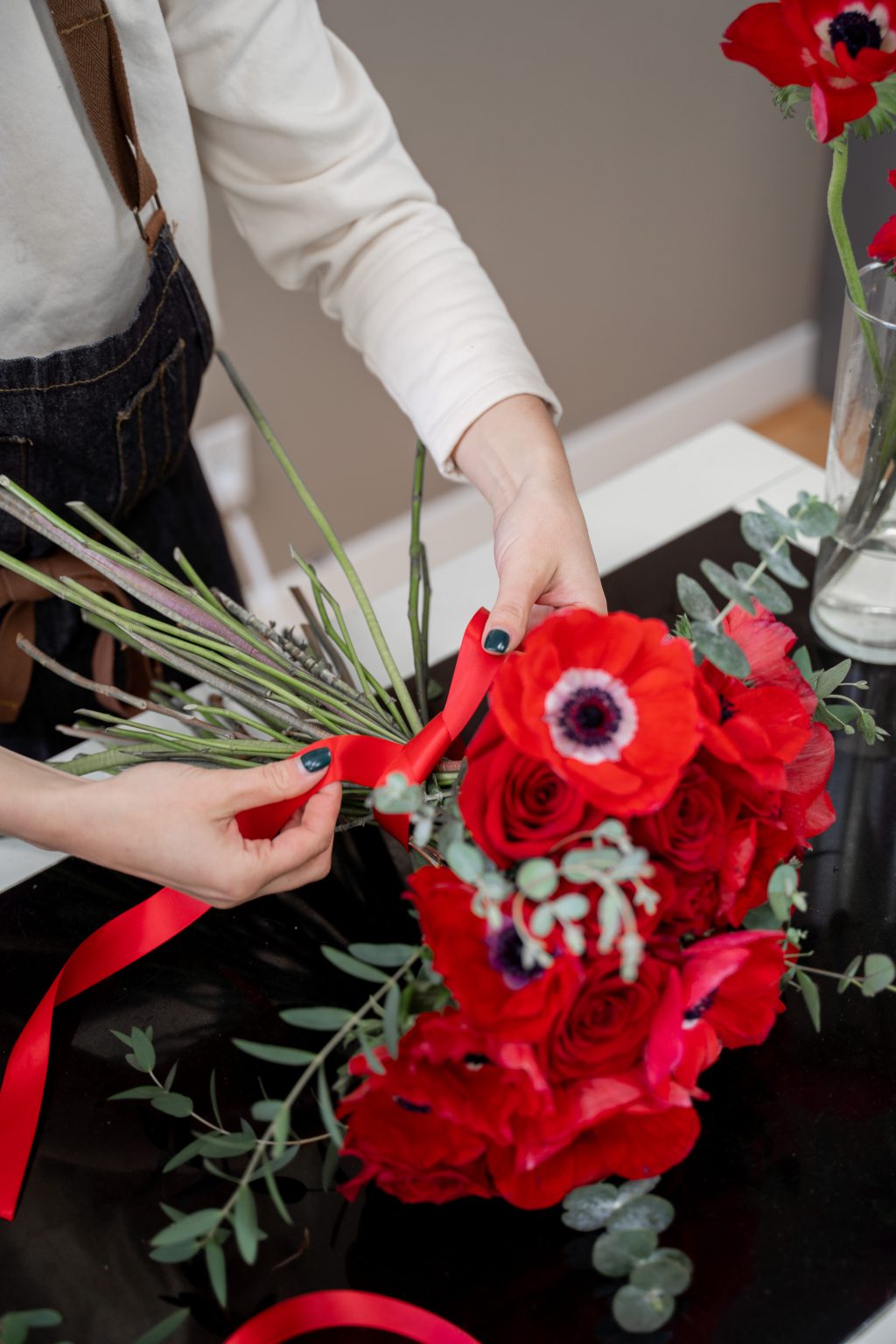 Lady in Red Flower Bouquet9