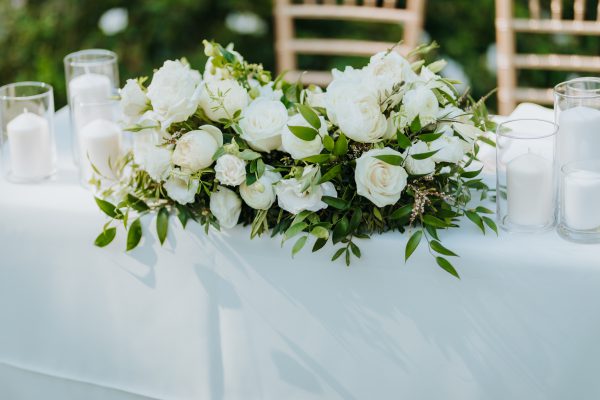 Beautiful wedding flowers, sweetheart table
