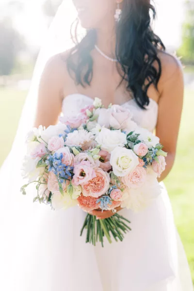 Large Bridal Bouquet & Boutonniere, California_012023