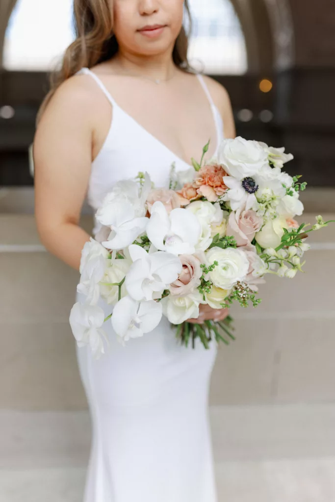 Large Bridal Bouquet & Boutonniere, California_042023