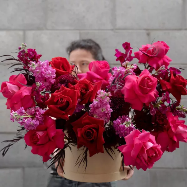 Sleepless in San Francisco Valentine's Flower Bloom Box