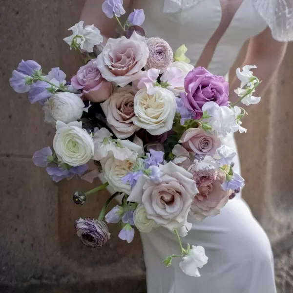 Small hand-tied bridal bouquet4
