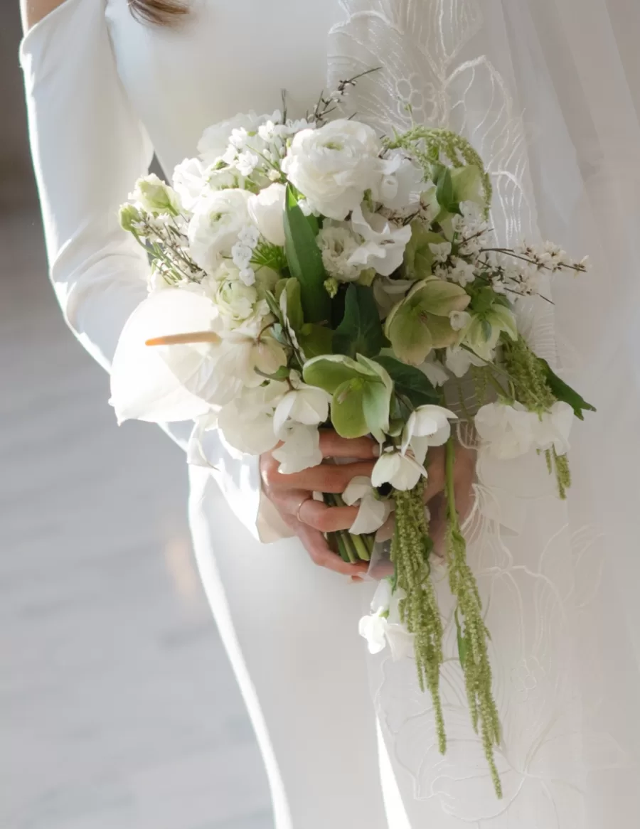 Modern Bridal Bouquet & Boutonnière