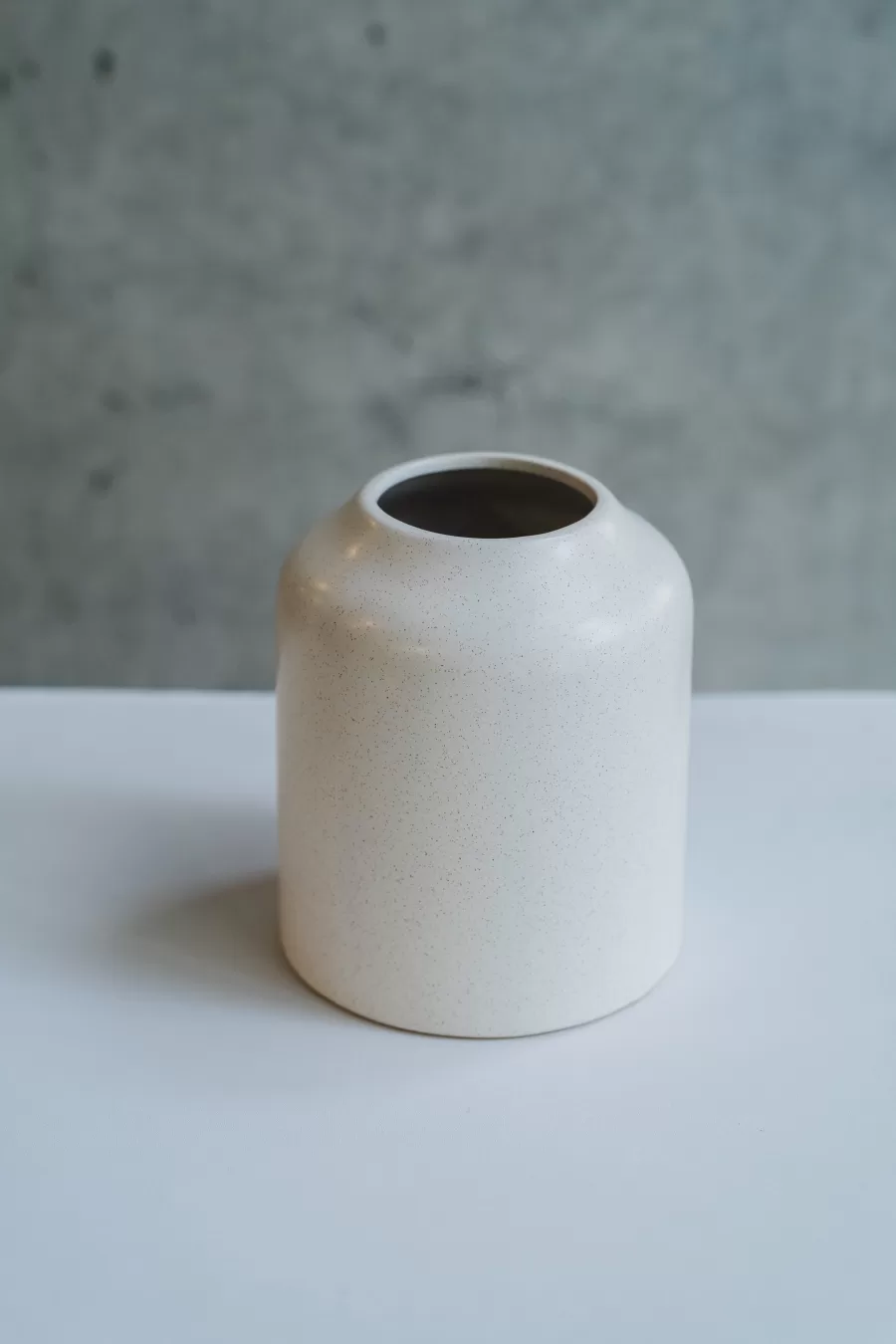 pearl glow ceramic vase