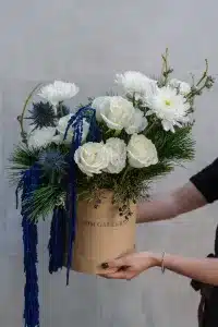 Northern Lights Christmas Bloom Box1