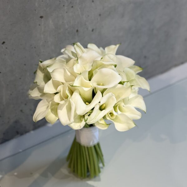calla lily bridal bouquet